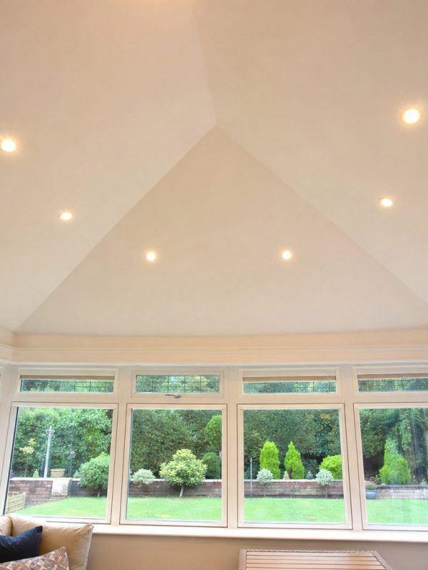cro-interior-ceiling